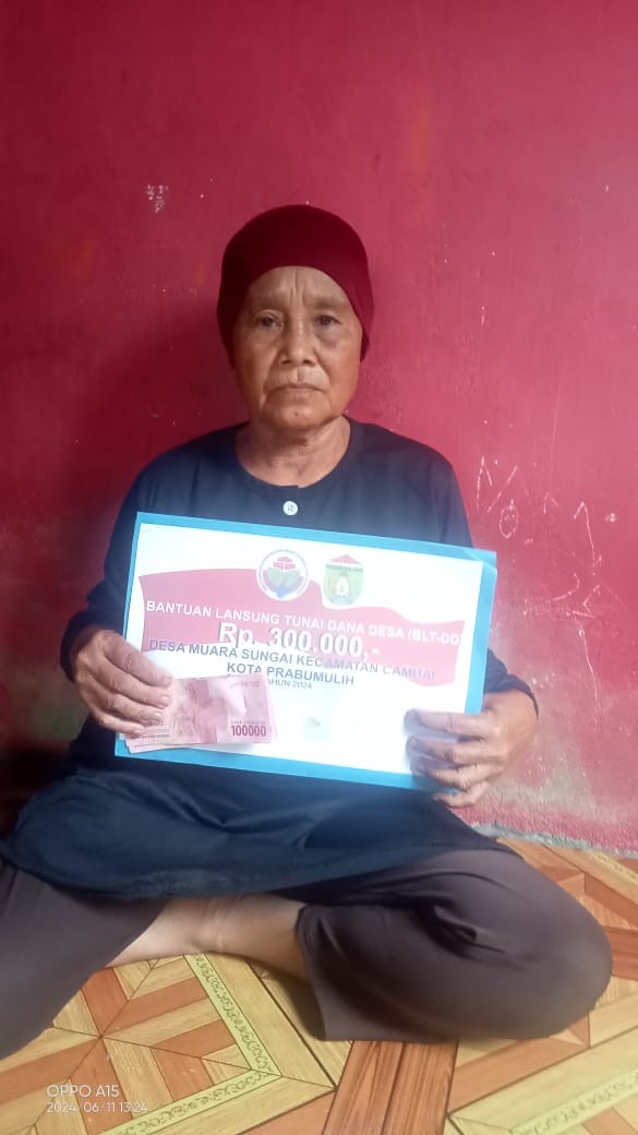Penyerahan Bantuan Langsung Tunai (BLT) TW 2 Tahun 2024